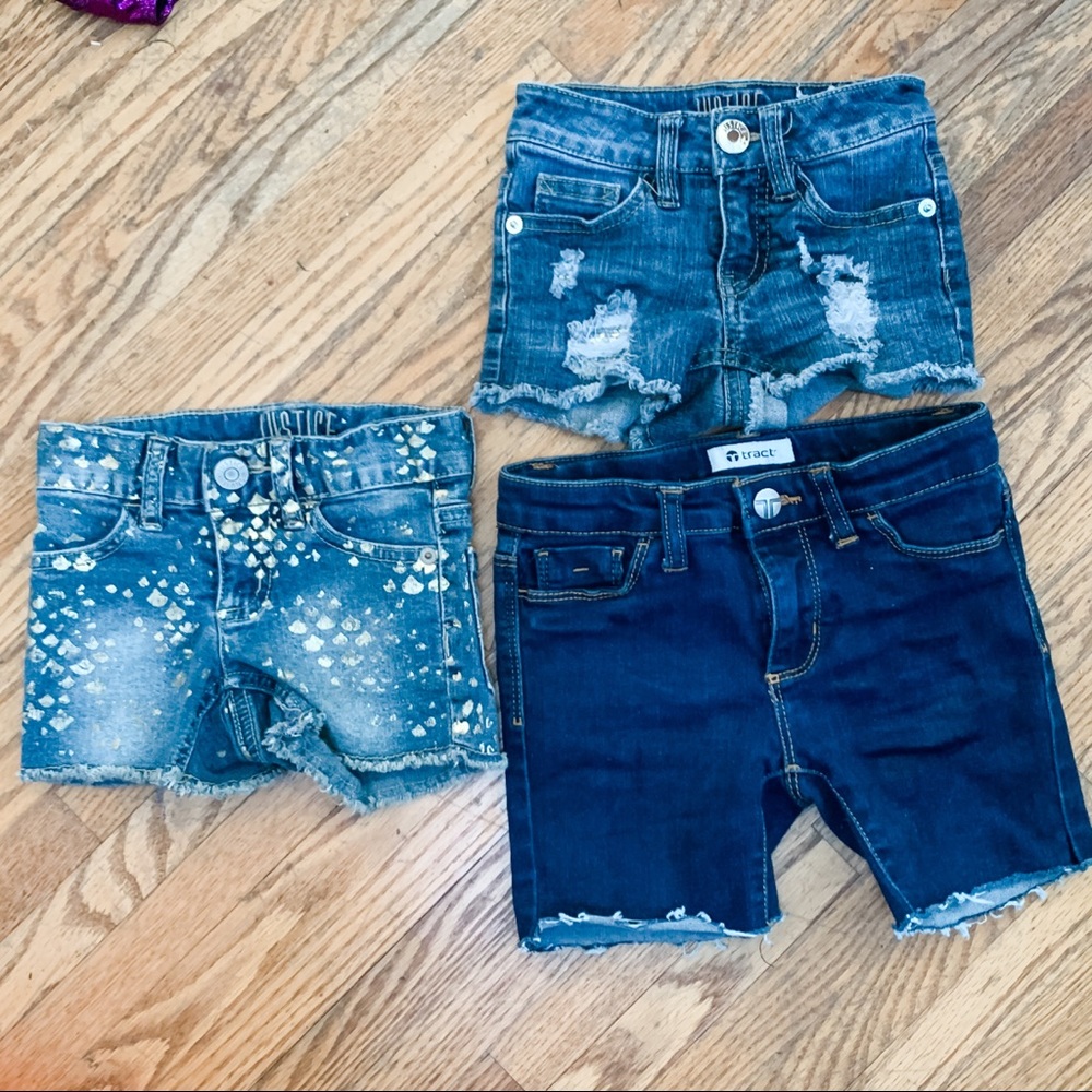 GIRLS JEAN SHORTS BUNDLE (size 6/7)